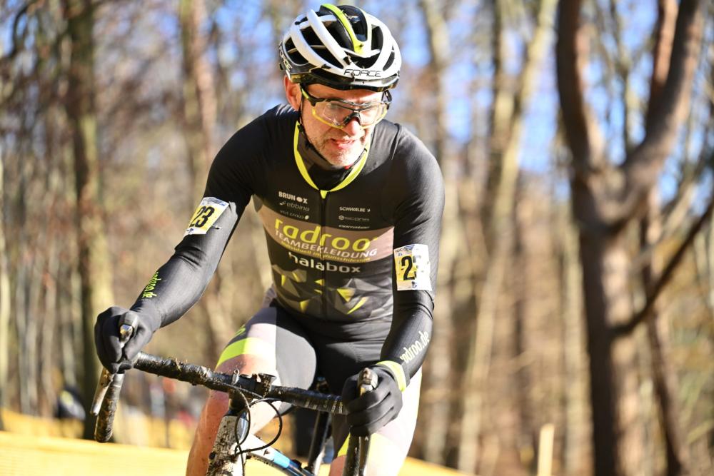 Alexander Koop bei den UCI Masters Cyclo-Cross Weltmeisterschaften in Hamburg!
